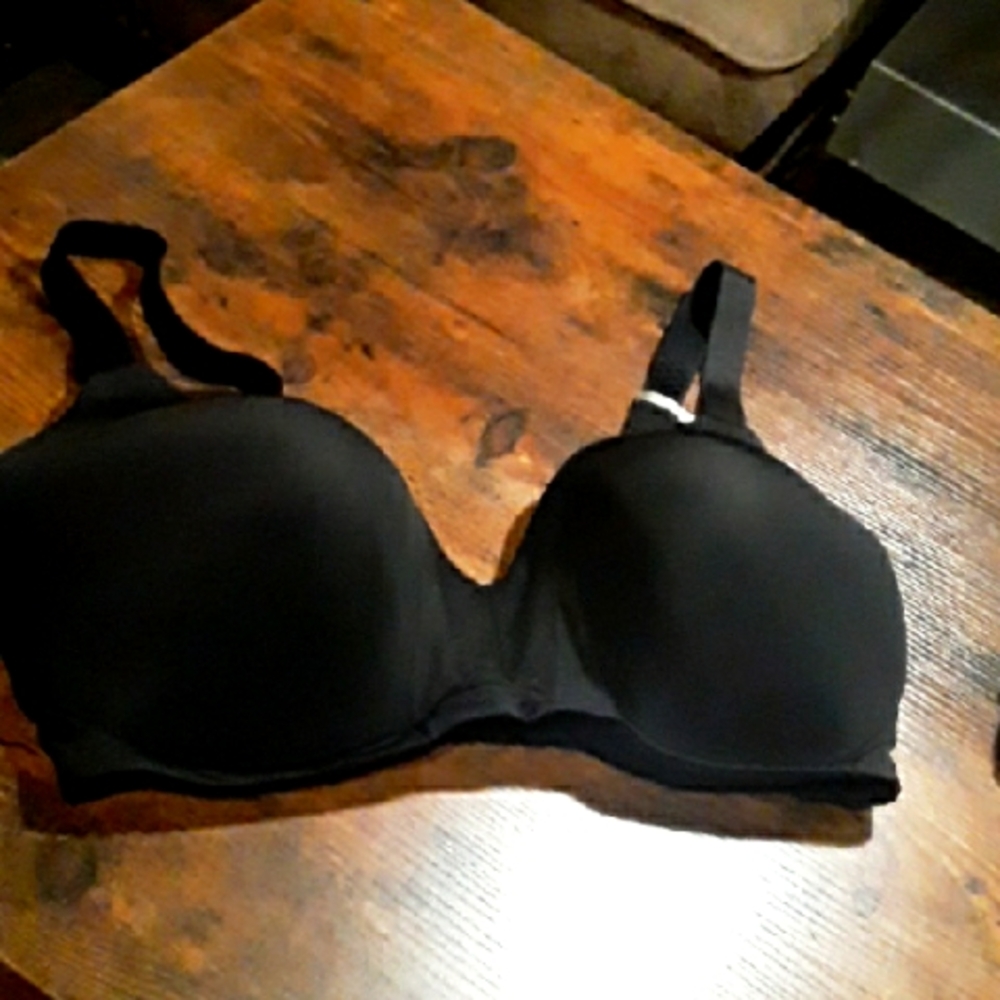 NWOT 36DD Ambrielle Black Beautiful Padded underwire Gorgeous Bra